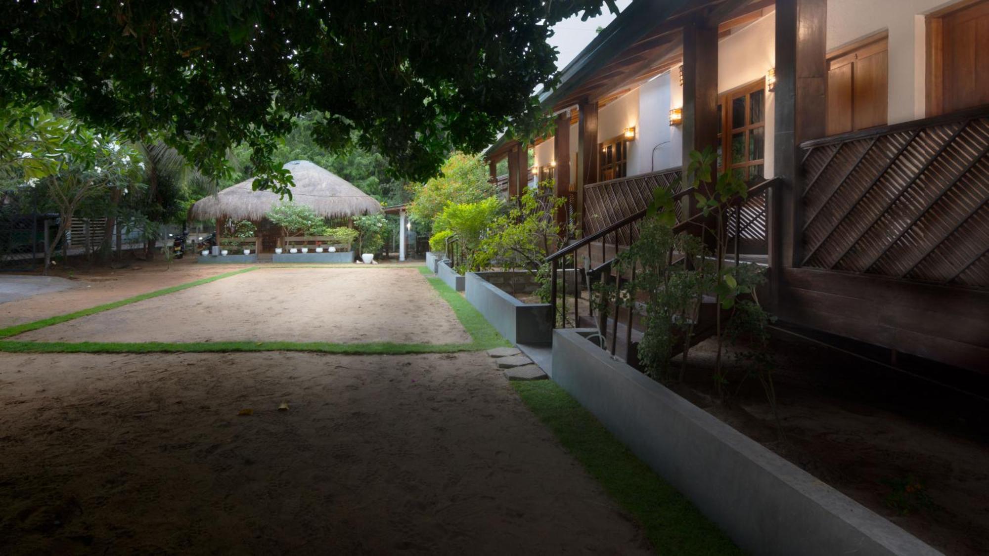 Arugambay Coco Bay Hotel Arugam Bay Exterior photo