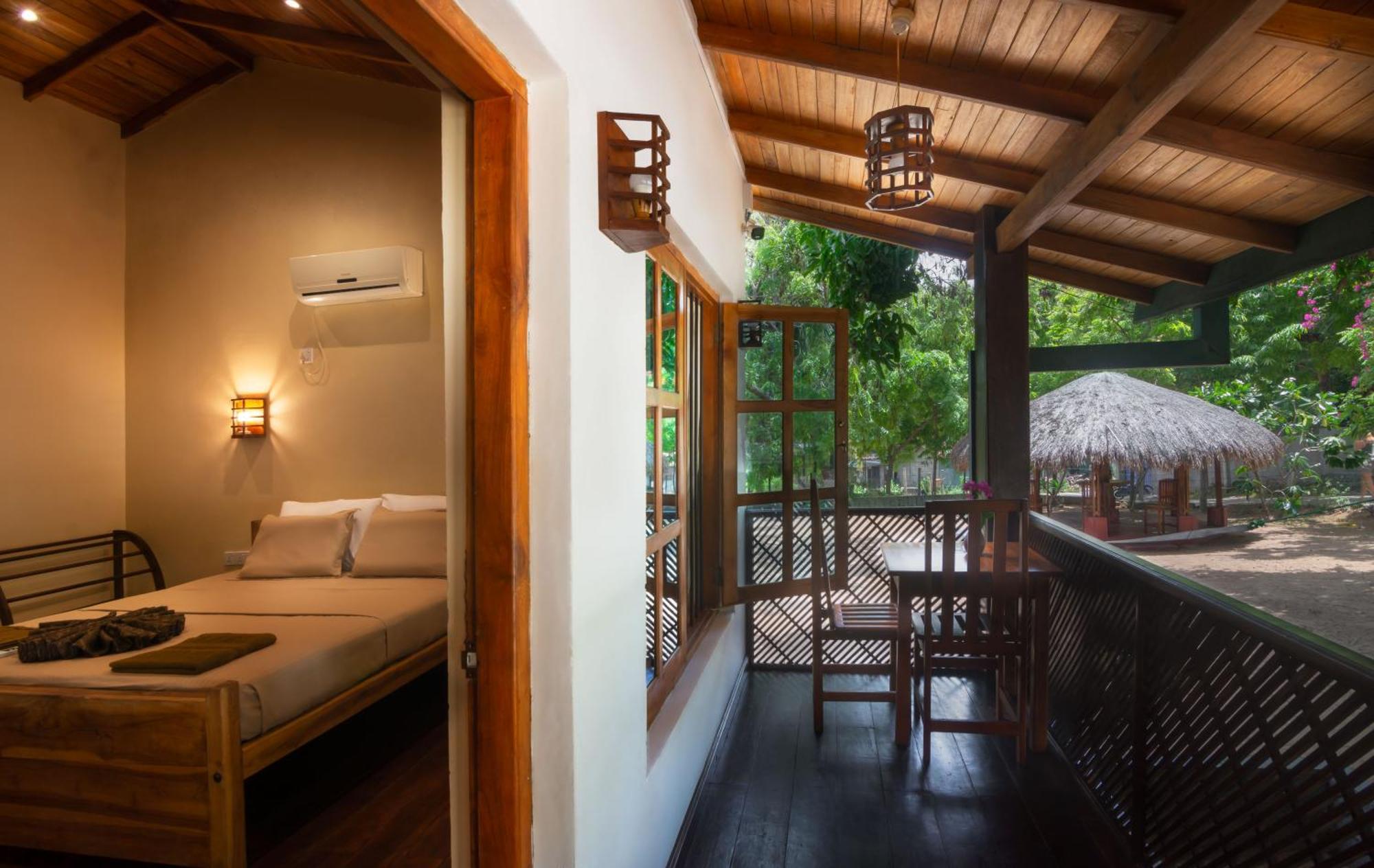 Arugambay Coco Bay Hotel Arugam Bay Exterior photo