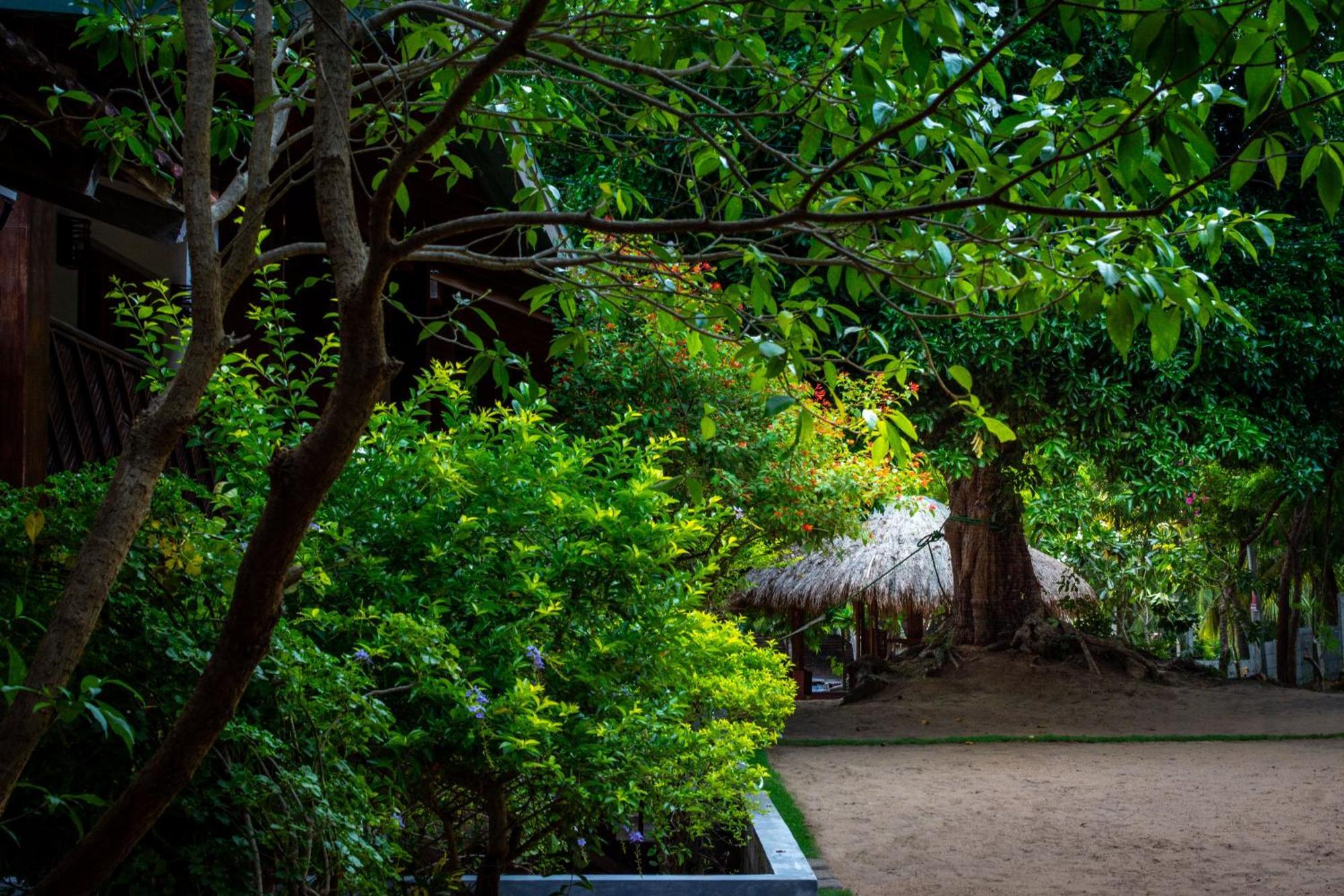 Arugambay Coco Bay Hotel Arugam Bay Exterior photo